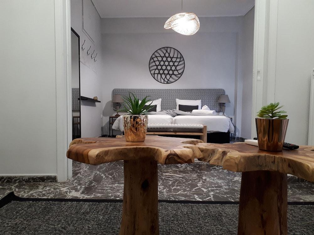 Suite Tic By Be My Guest Athens Ngoại thất bức ảnh